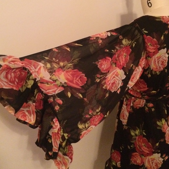 Betsey Johnson boho sleeve dress - Picture 3 of 4